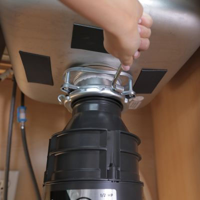 Garbage Disposals and Services in Center
